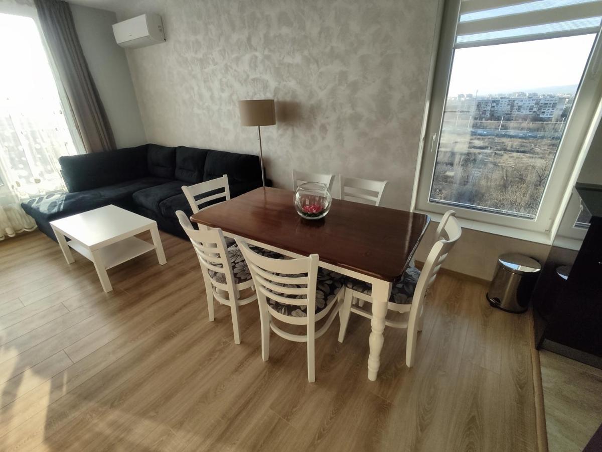 Mountain View Apartment Sofia Bagian luar foto